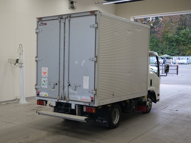 ISUZU ELF 2015