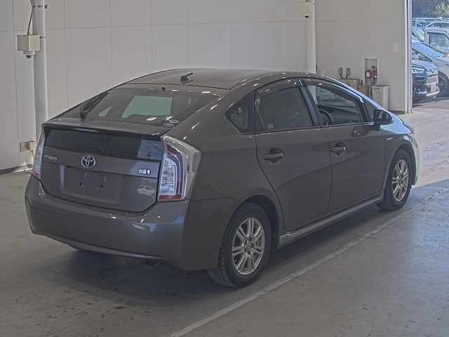 TOYOTA PRIUS 2013