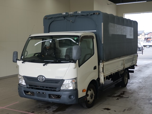 TOYOTA DYNA 2015