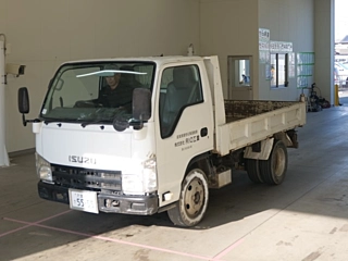 ISUZU ELF 2011