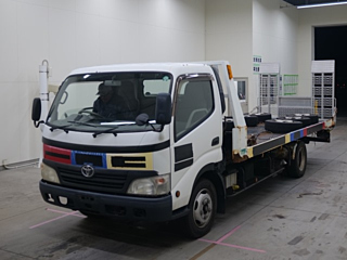 TOYOTA DYNA 2009