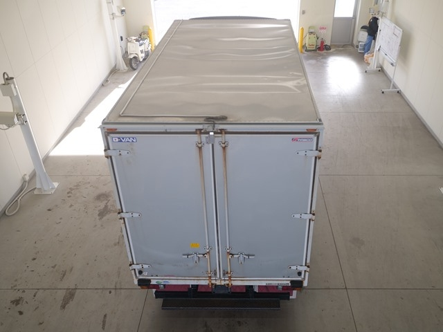 MITSUBISHI CANTER 2015