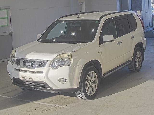 NISSAN X-TRAIL 2013