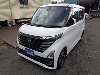 NISSAN ROOX 2023