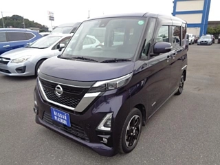 NISSAN ROOX 2020