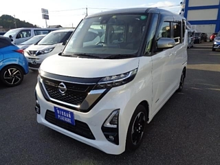 NISSAN ROOX 2022