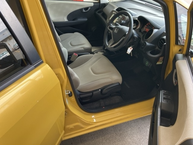 HONDA FIT 2011