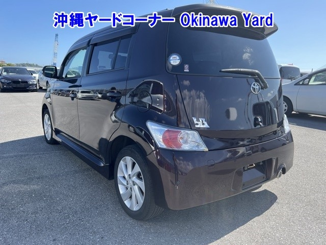 TOYOTA BB 2012