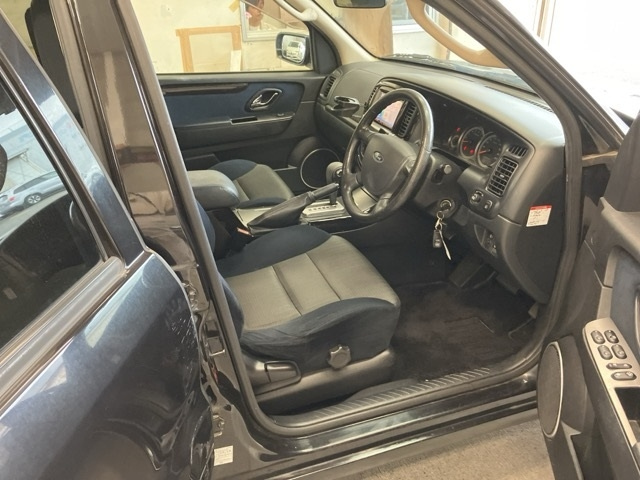 FORD ESCAPE 2010