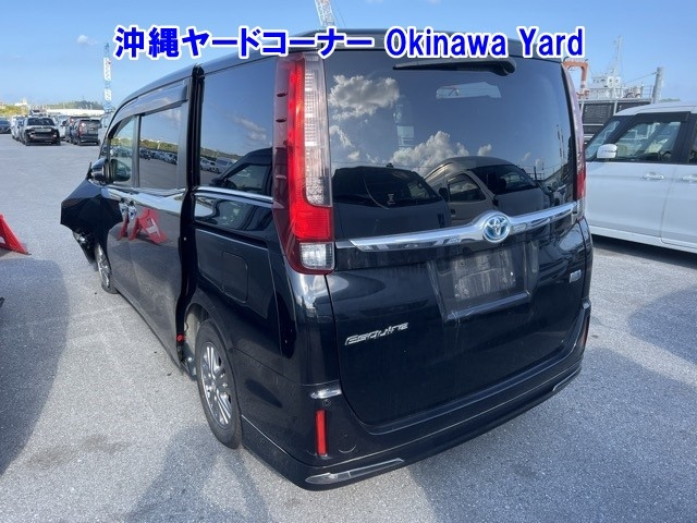 TOYOTA ESQUIRE 2014