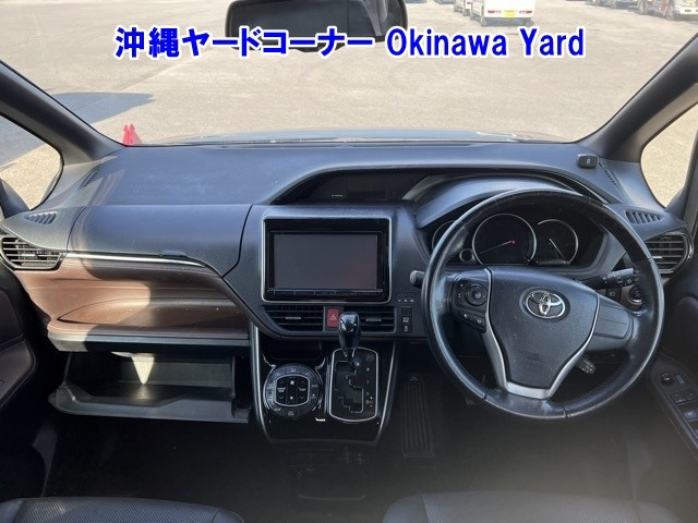 TOYOTA ESQUIRE 2014