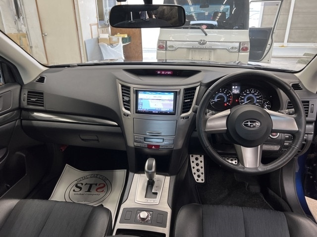SUBARU LEGACY 2010