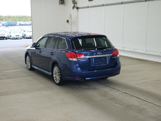 SUBARU LEGACY 2010