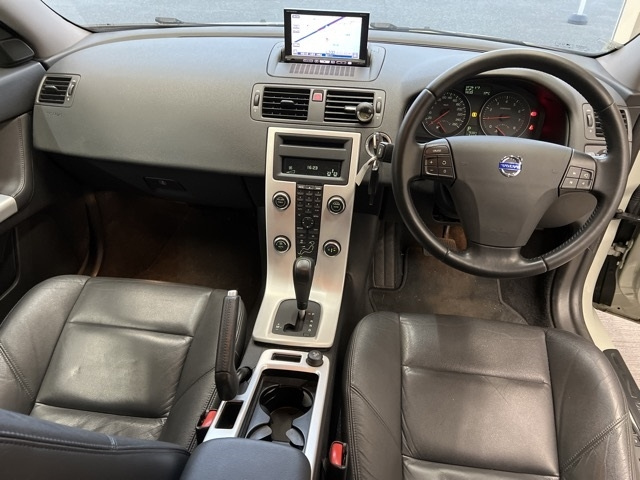 VOLVO V50 2012