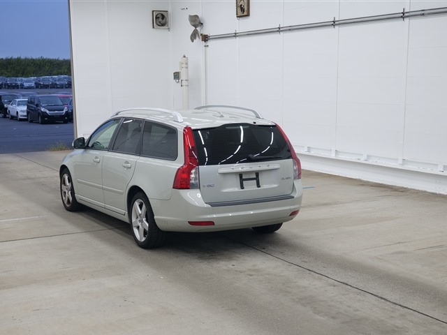 VOLVO V50 2012