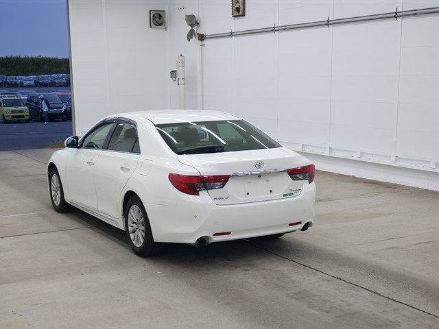 TOYOTA MARK X 2012