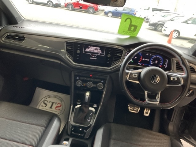 VOLKSWAGEN T-ROC 2021