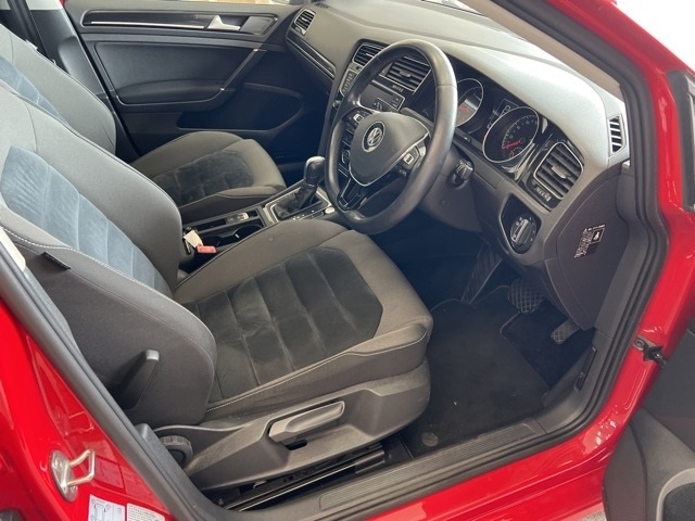 VOLKSWAGEN GOLF VARIANT 2014