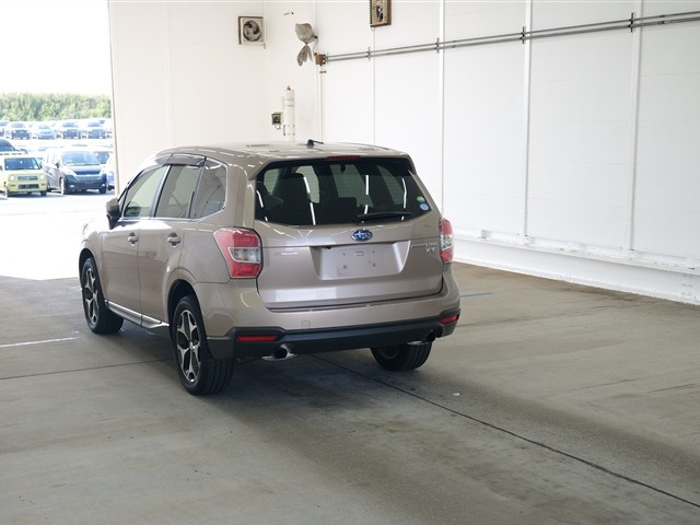 SUBARU FORESTER 2014