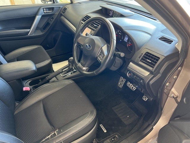 SUBARU FORESTER 2014