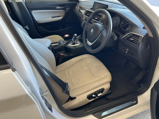 BMW 1 SERIES 2018