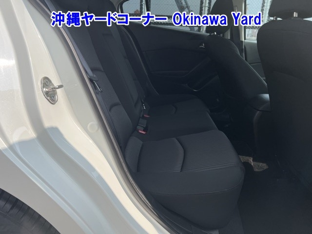 MAZDA AXELA 2016