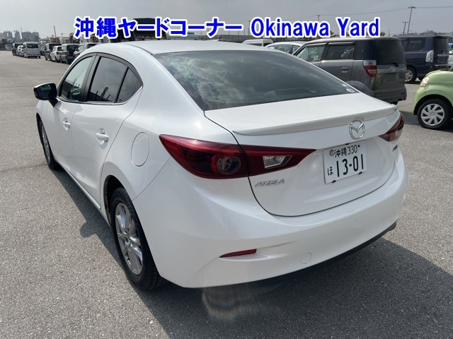MAZDA AXELA 2016