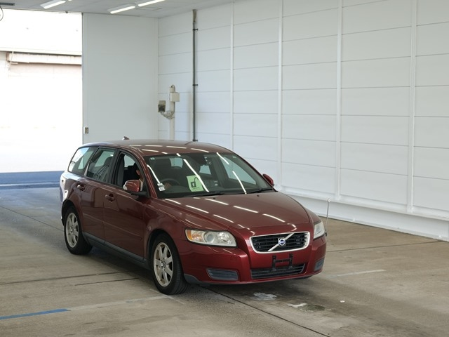 VOLVO V50 2009