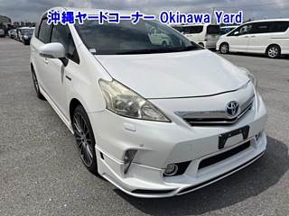 TOYOTA PRIUS ALPHA 2012