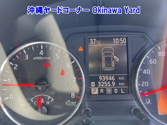 NISSAN X-TRAIL 2012