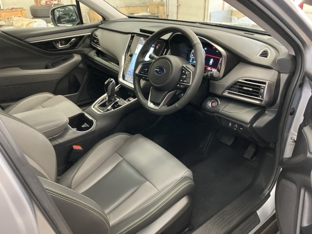 SUBARU LEGACY OUTBACK 2023