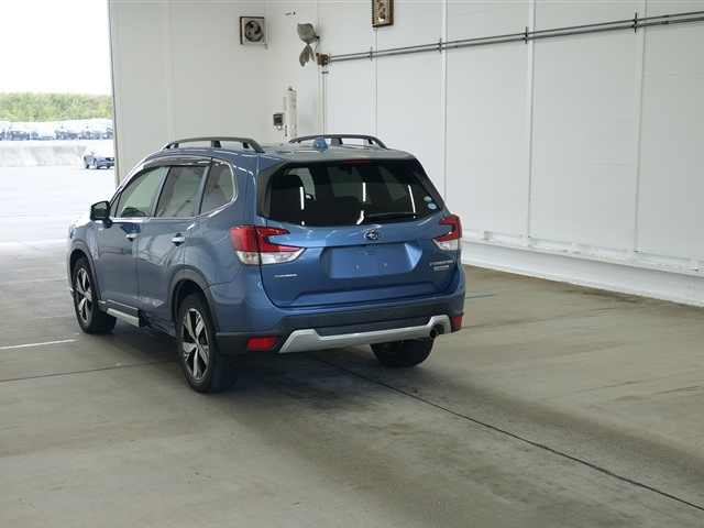 SUBARU FORESTER 2019