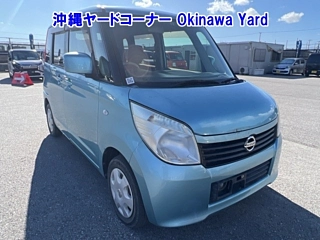 NISSAN ROOX 2013