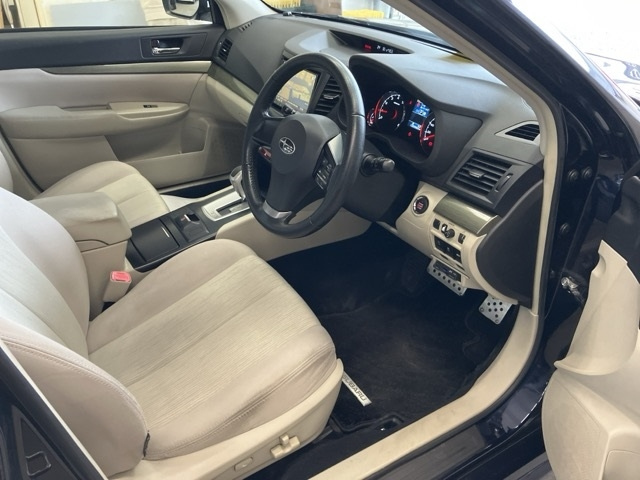 SUBARU LEGACY 2012