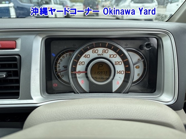 HONDA LIFE 2011