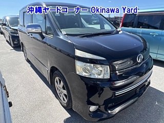TOYOTA VOXY 2009