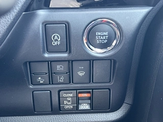TOYOTA NOAH 2020