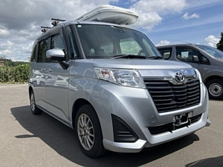 TOYOTA ROOMY 2018