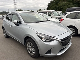MAZDA DEMIO 2018