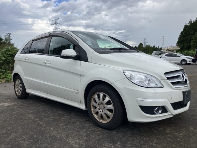 MERCEDES BENZ B CLASS 2010