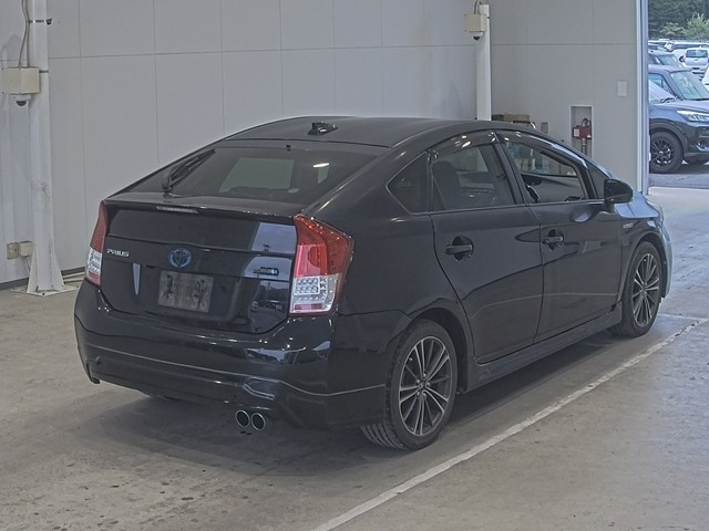 TOYOTA PRIUS 2010
