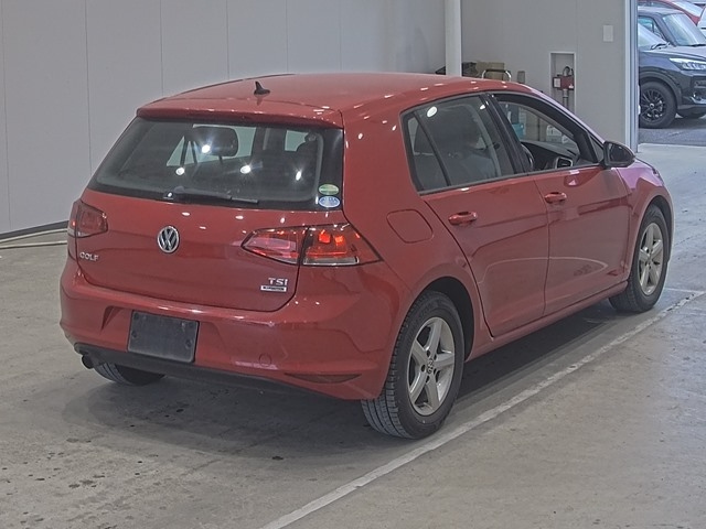 VOLKSWAGEN GOLF 2014