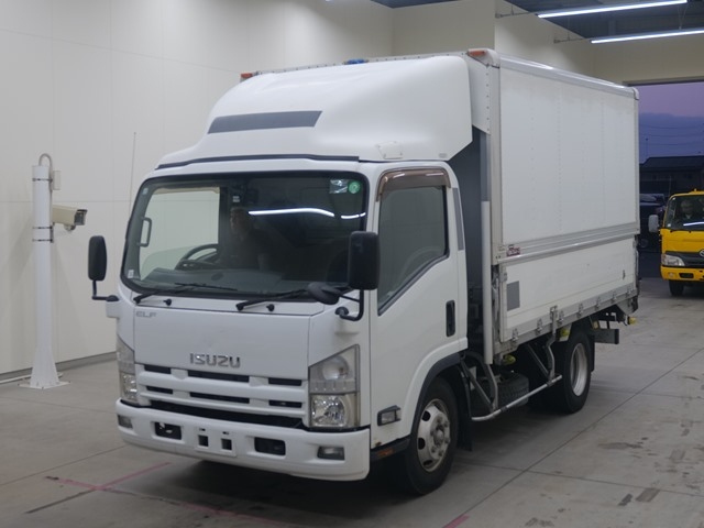 ISUZU ELF 2011