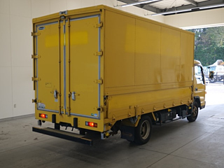 MITSUBISHI CANTER 2015