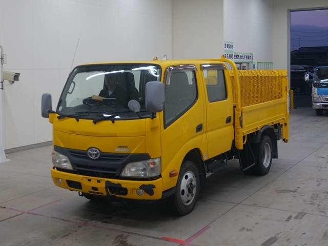 TOYOTA DYNA 2012