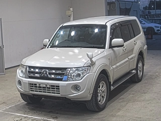 MITSUBISHI PAJERO 2014