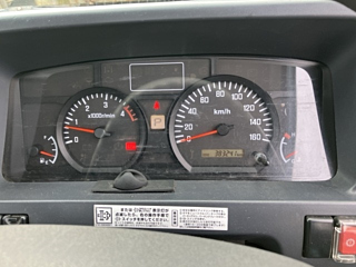 ISUZU ELF 2015