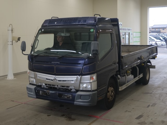 MITSUBISHI CANTER 2011