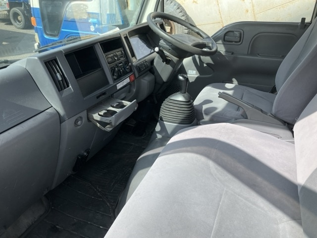 ISUZU ELF 2016