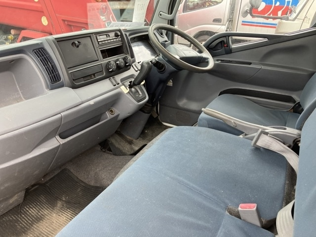 MITSUBISHI CANTER 2010